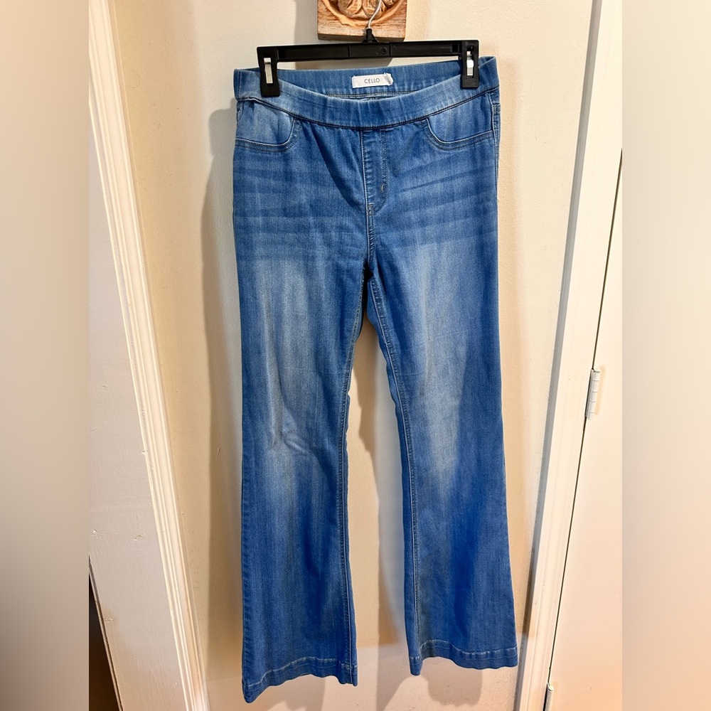CELLO easy slip on wide leg pants